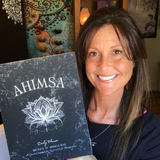 LEARN TO PUBLISH LIKE A PRO ON AMAZON KDP: A Beginner's Guide to Mastering Self-Publishing on Amazon: E-Course + Step-By-Step Tutorials